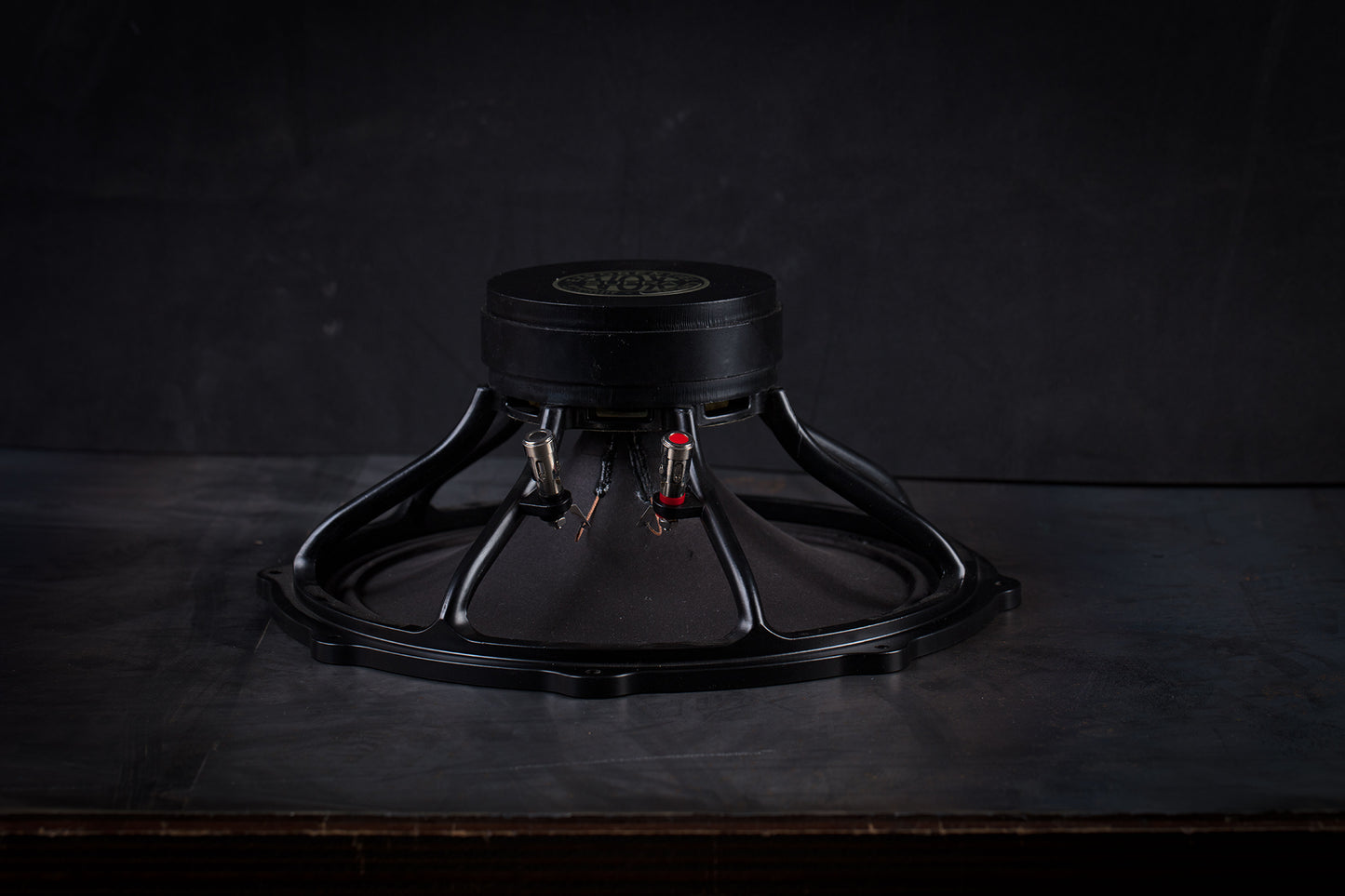 285 GMF Tieftöner 70W / 100dB / 8 Ohm