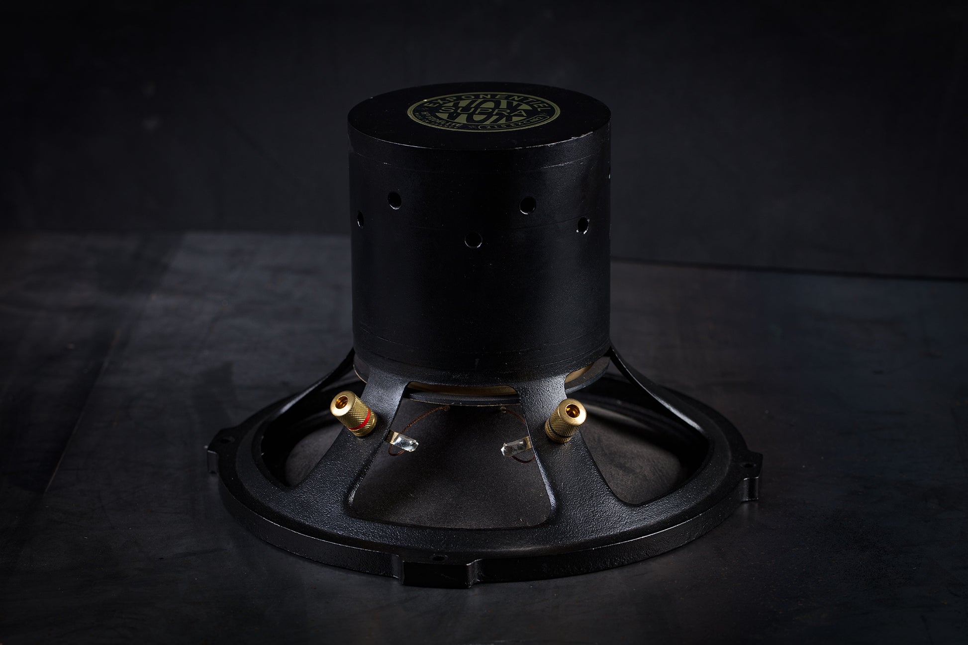 215-EXC mk2 Field-coil Broadband loudspeaker 70W / 93 to 102dB / 6